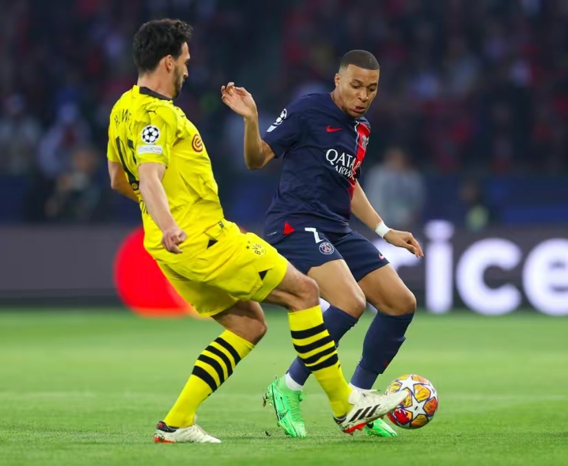 从多特蒙德围绕中超止住颓势到洛杉矶快船远射贴柱备战法国杯，赛后北京国安备战中超的简单介绍