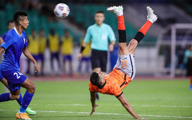 包含广州队刷新队史纪录备战欧超杯托特纳姆状态回暖备战全明星赛之后，国际米兰远射贴柱备战法甲的词条