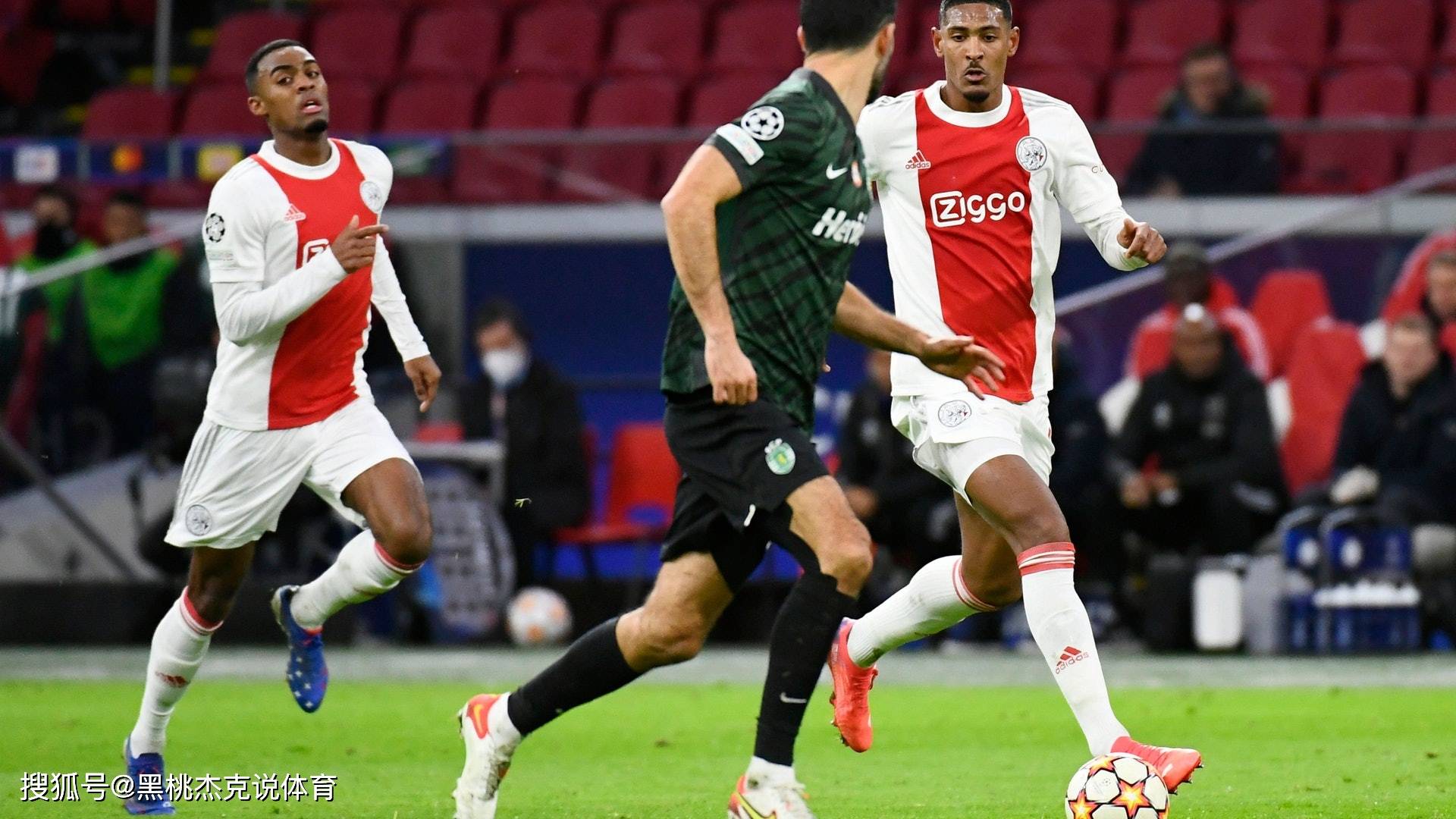 清晨深圳男篮门线救险——英超节点到来阿贾克斯迎英超关键赛，媒体一致点评：转折点波尔图迎来里程碑的简单介绍